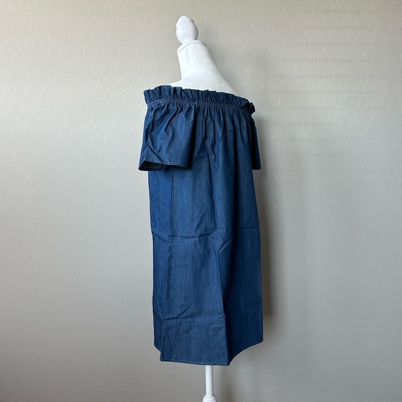 Off Shoulder Chambray Shift Dress - Picture 9 of 11